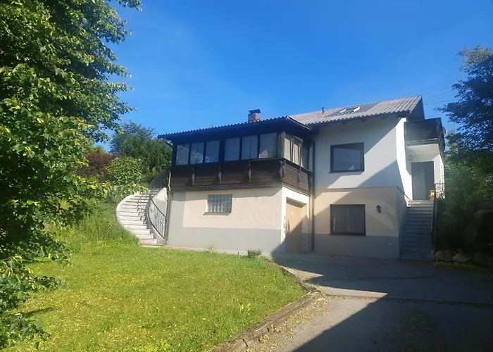 Unter Der Linde Appartement *